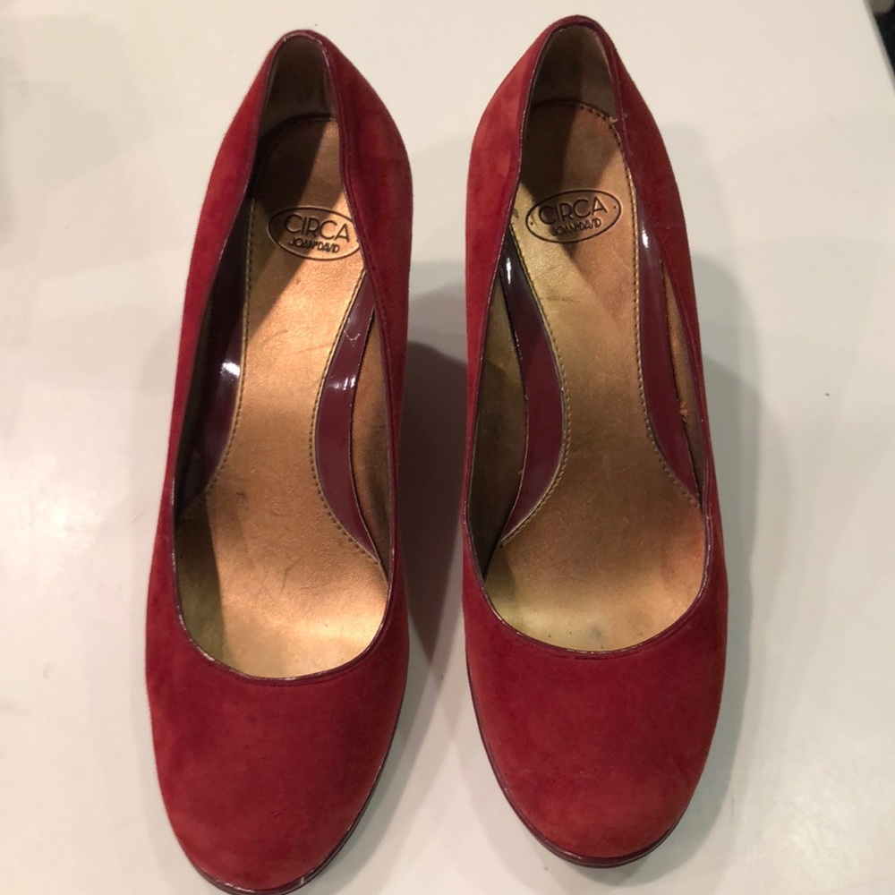 Circa Joan & David Red 🌹Suede Platform Wedges